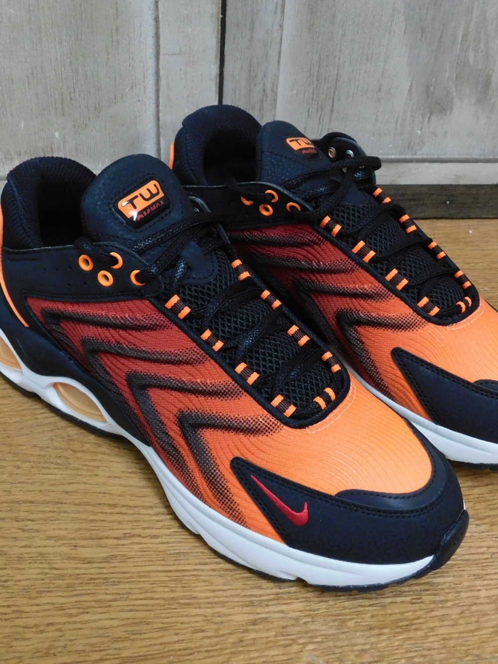 Nike TW Airmax FJ2590 005 Size 9.5 shoe